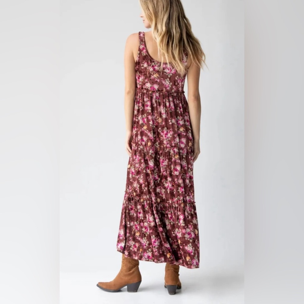 Natural Life Karlie floral velvet tiered maxi dress - Picture 3 of 9